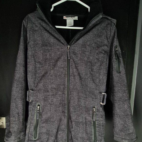 Free Country Winter coat with fleece, pockets and adjustable hood - Size L - Picture 1 of 6